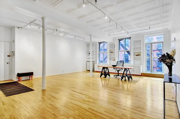 Rented by Halstead Real Estate | media 20