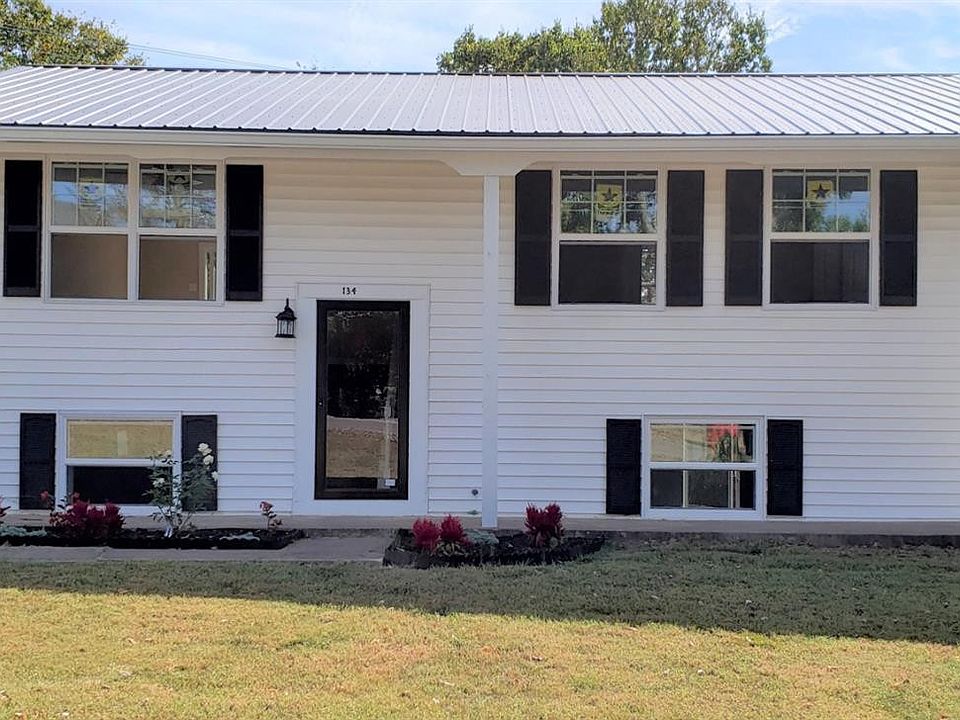 1st image of 134 Hager Dr