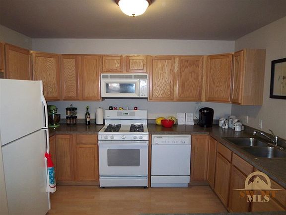 3rd image of 1106 B Biehl Dr
