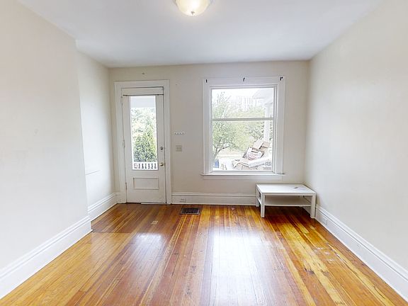 4th image of 151 W 10th Ave #151