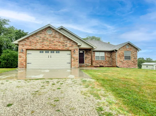 210 Crown Drive, Marshfield, MO 65706