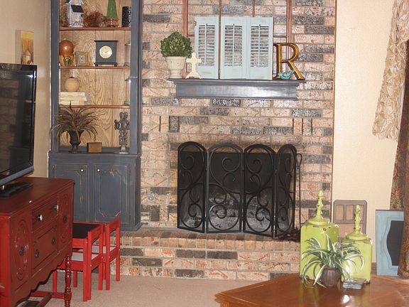 2nd image of 986 Heritage Mansion