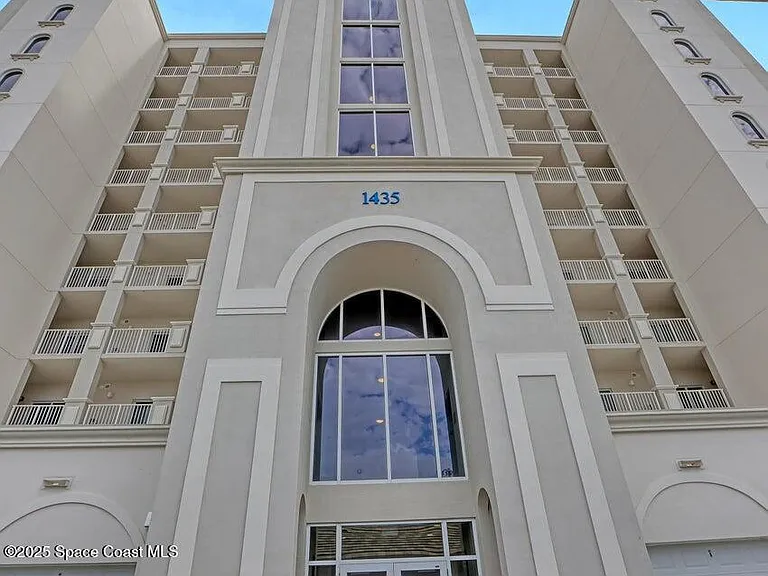 1435 S Harbor City Blvd #703 — Photo 3