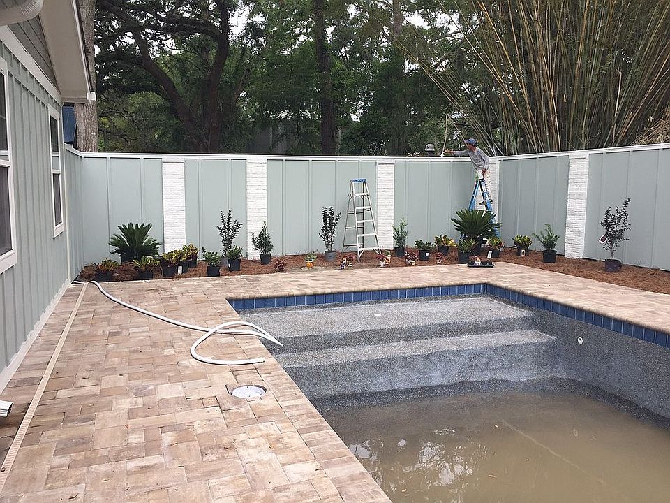 2nd image of 124 Jordan Ln