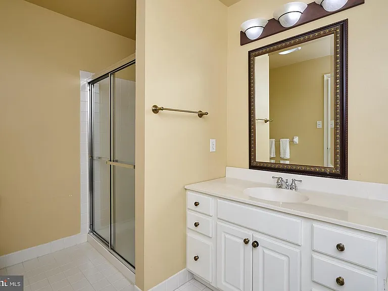138 Whispering Oaks Dr #1708 — Photo 11