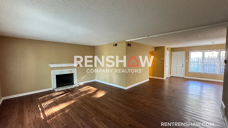 3 bed, 2.5 bath, 1575 sqft, $1,395 — Photo 3
