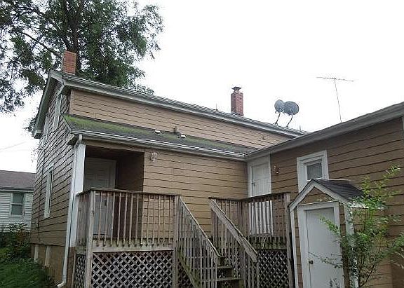 2nd image of 116 N Madison St