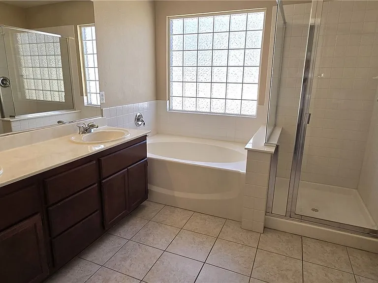 1154 Maple Pines Ave — Photo 13