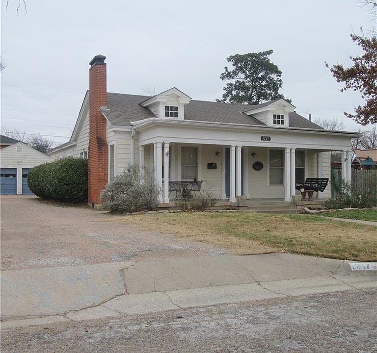 2nd image of 1217 Highland Ave