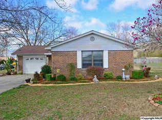 1001 Bethel Rd NE, Hartselle, AL 35640