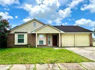 1857 Stall Dr, Harvey, LA 70058