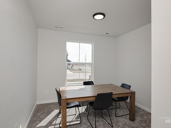 4th image of 8888 W Eminence Dr