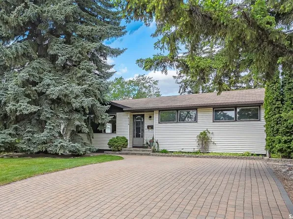 814 Arlington AVENUE, Saskatoon, SK S7H 2X4