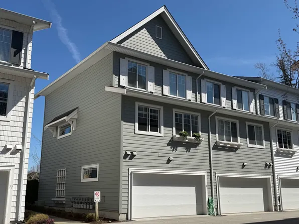 158 171st St #76, Surrey, BC V3Z 0X1