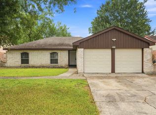 5531 Maplegate Dr, Spring, TX 77373