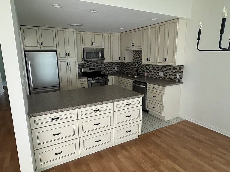 2510 Stoutwood Cir — Photo 8
