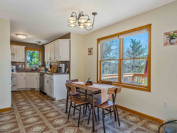 4th image of 117 Water Tower Cir