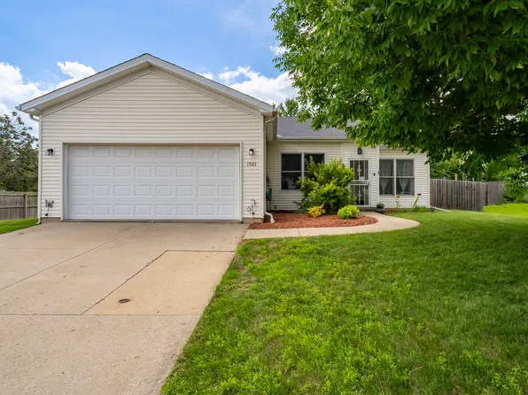 1501 Donegal Dr, Normal, IL 61761