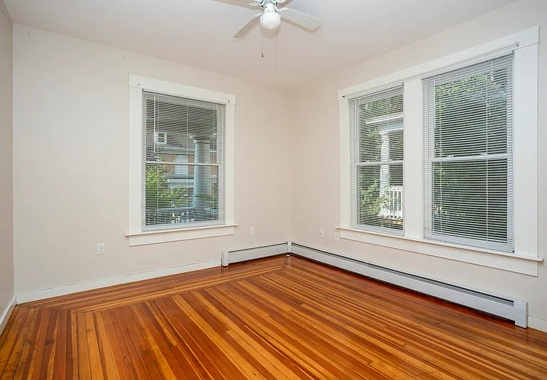 73 Maple Ave — Photo 6