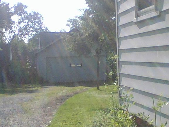 2 car detached garage