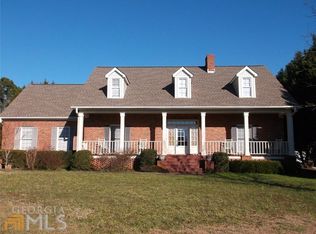1425 Cedar Dr, Madison, GA 30650