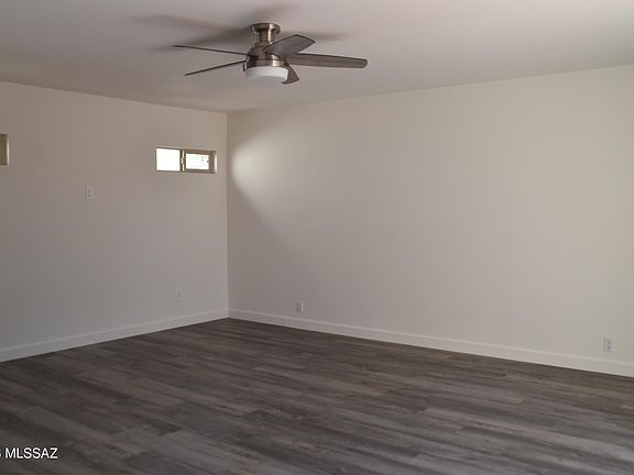 3rd image of 5930 N Placita Del Conde