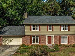2701 Hadrian Dr, Snellville, GA 30078