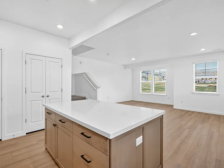 12636 S Mine Loop Ln — Photo 7