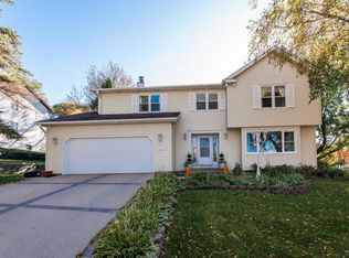 1704 Teton Ln NE, Rochester, MN 55906