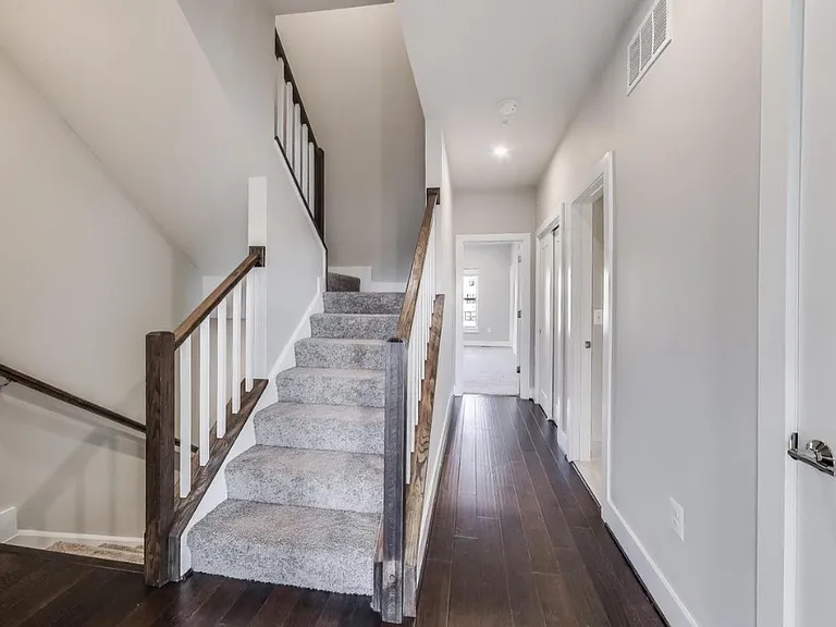 915 Elder St NW #C — Photo 15