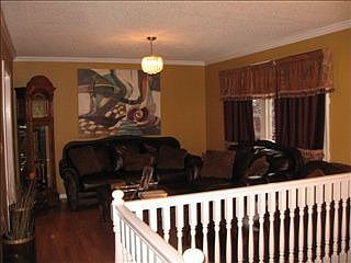 1st image of 297 Quail Dr