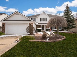 18391 Admiralty Dr, Strongsville, OH