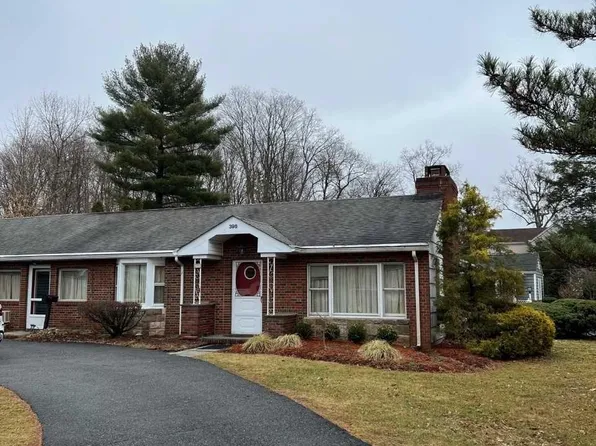 398 Monroe Ave, Wyckoff, NJ 07481