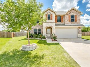 700 Daughters Dr, Burleson, TX 76028