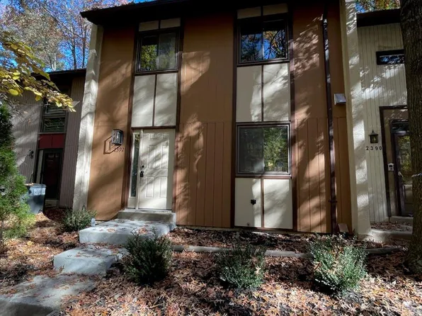2392 Cloudcroft Sq, Reston, VA 20191