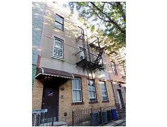 296 Powers Street in East Williamsburg