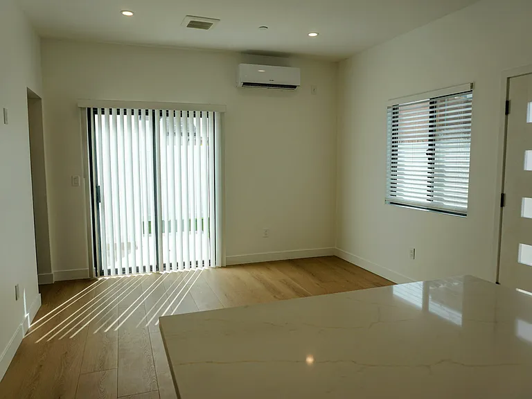 6453 Amigo Ave — Photo 11