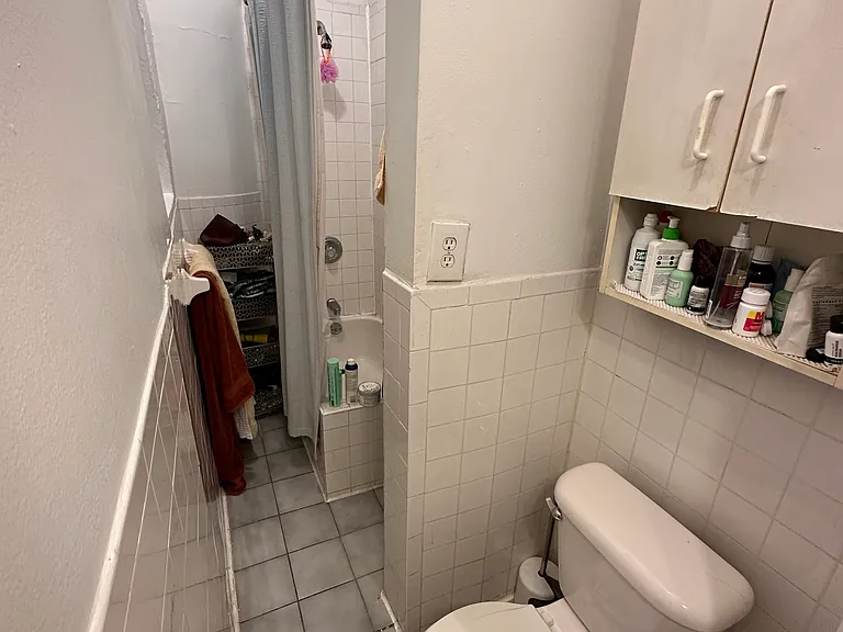 188 Orchard St #8 — Photo 11
