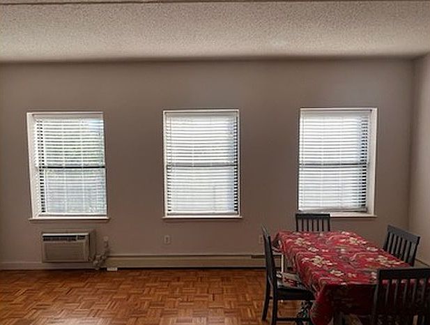 1st image of 65 E 118th St Fl 3