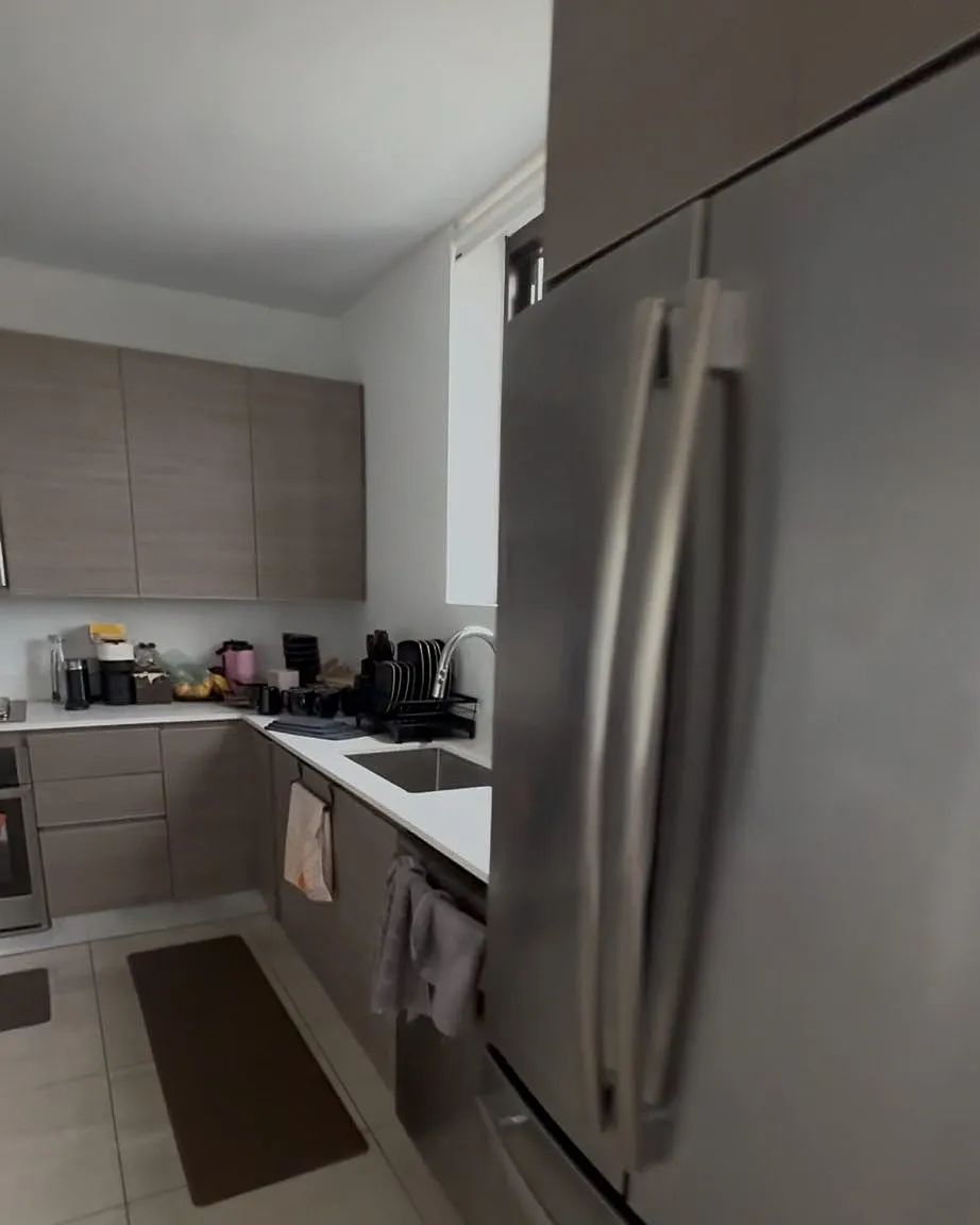 4 bed, 1900 sqft, $1,800 — Photo 2
