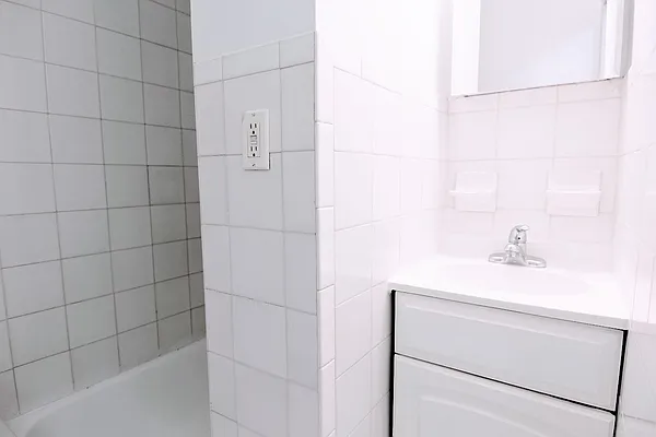 Rented by GPA Realty | media 33