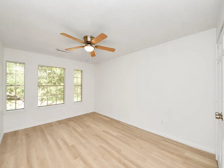 3046 Texas Oak Dr — Photo 12