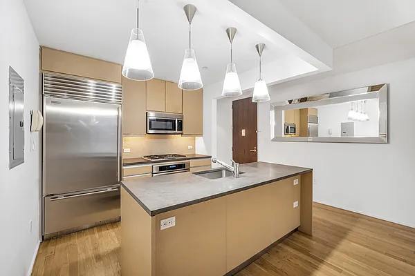 Rented by New York Residence | media 13