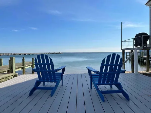 92 Commercial Street #U1B, Provincetown, MA 02657