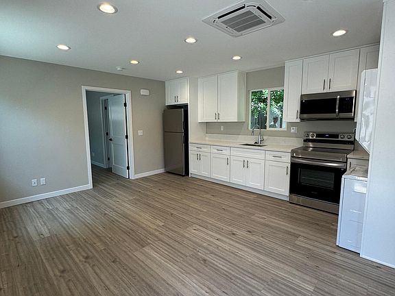 5th image of 715 B St #125