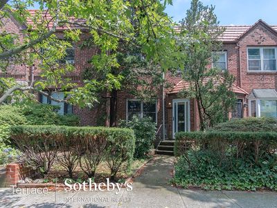 9714 69th Ave, Forest Hills, NY, 11375