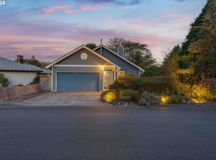 1577 S Franklin St, Seaside, OR 97138