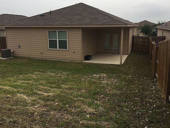 Backyard/Covered  Patio 
