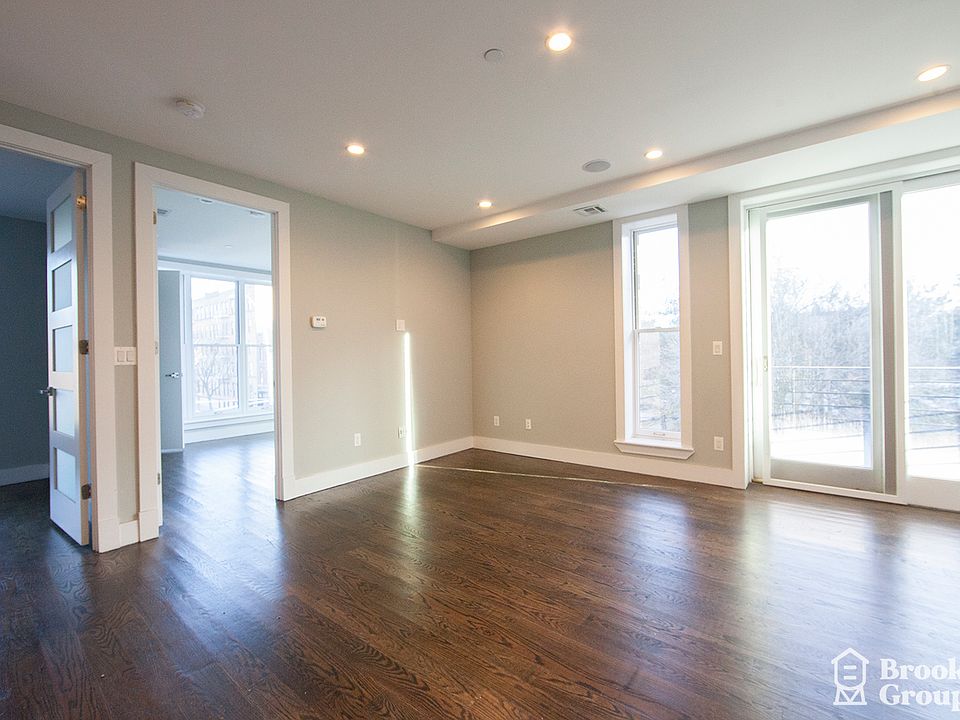 1st image of 563 Greene Ave #4R