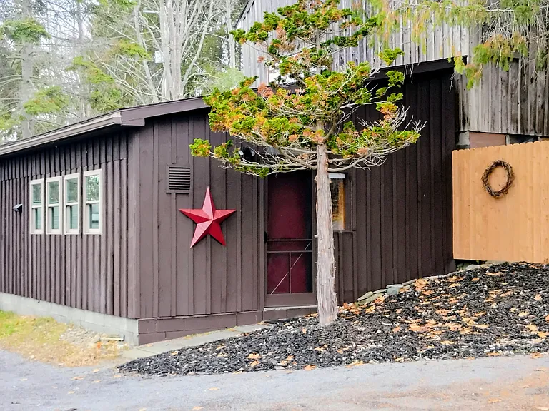 410 Bunn Hill Rd — Photo 1